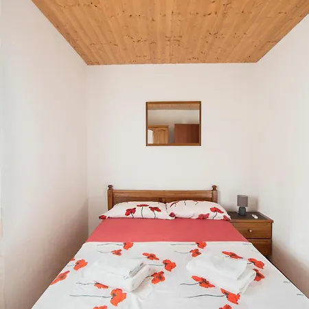 Sunny House Kimi * Omis