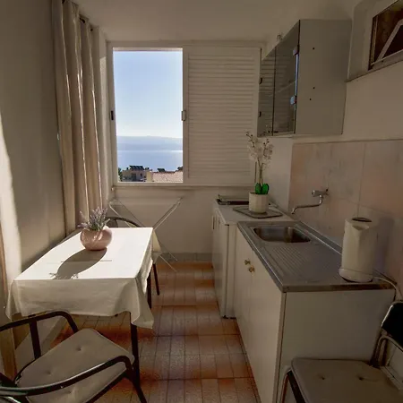 Sunny House Kimi شقة أوميس