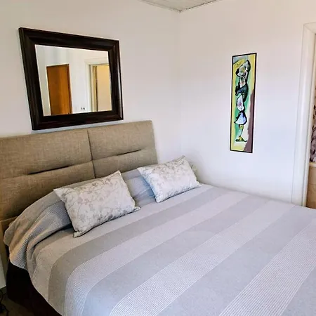 Sunny House Kimi Apartament *